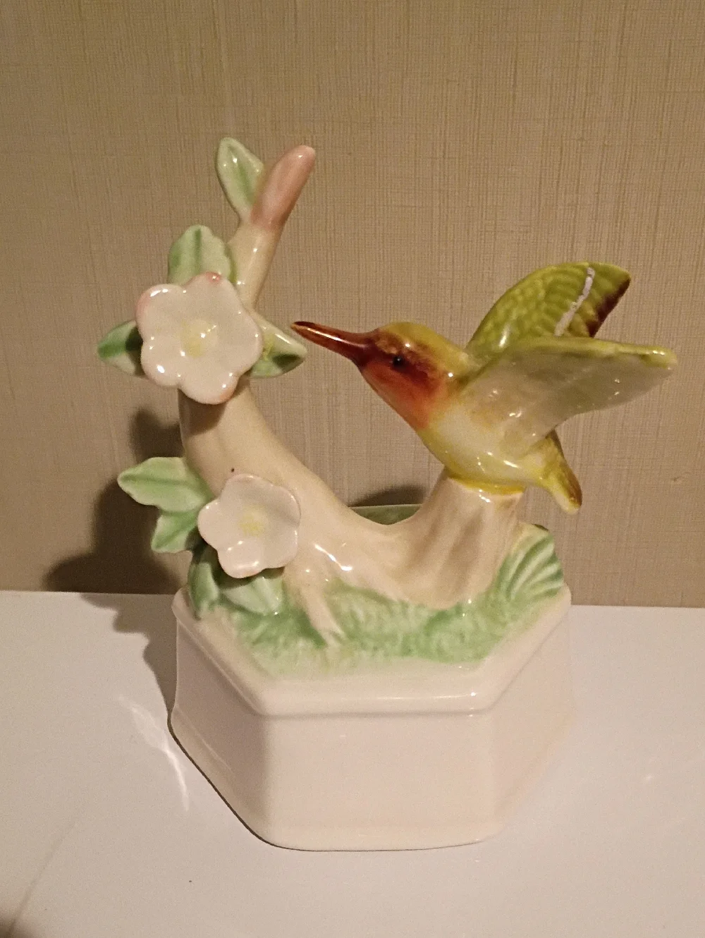 Tall Box Amber Bird